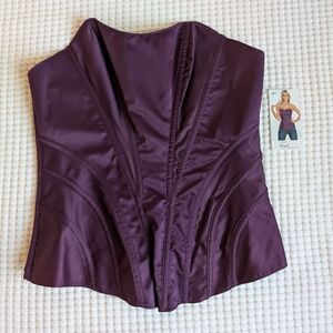 Tesa NWT Purple Lace Up Corset Top, size 36 M/L Renaissance Boned Bodice Goth